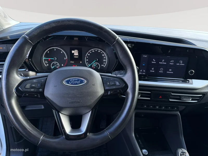 Ford Tourneo Connect 13