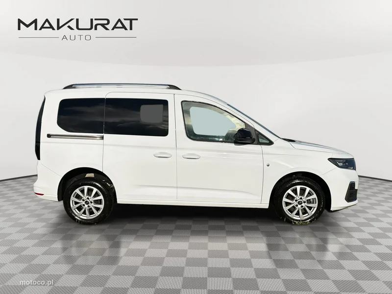 Ford Tourneo Connect 8