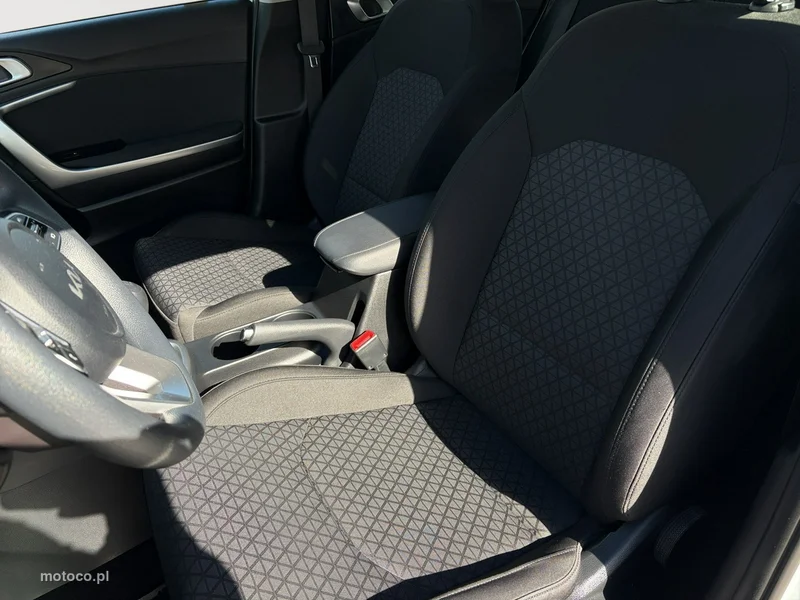 Kia Cee'd 12