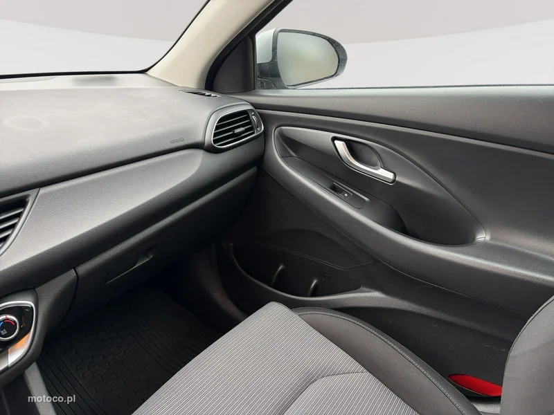 Hyundai i30 19