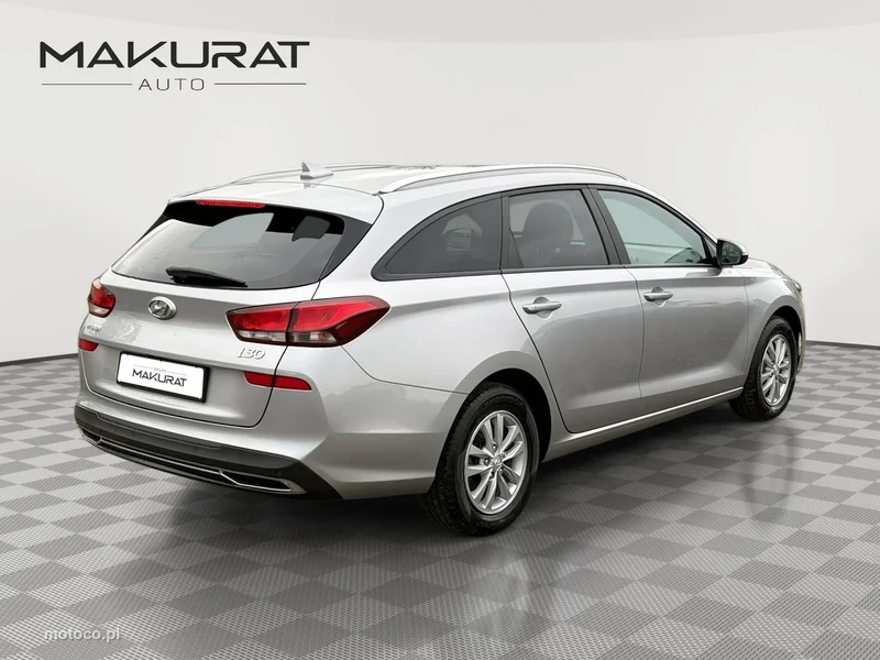 Hyundai i30 4