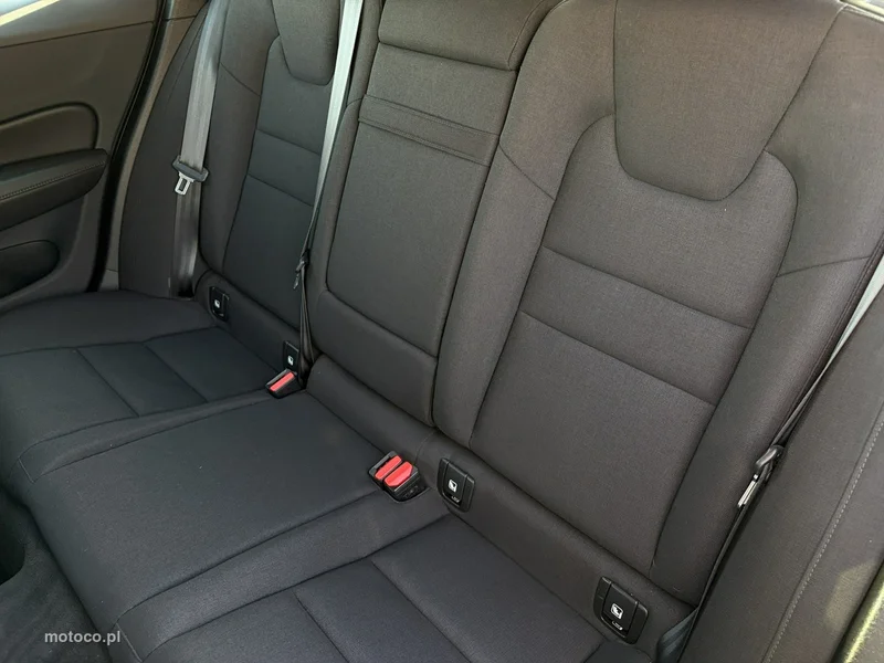 Volvo V60 25
