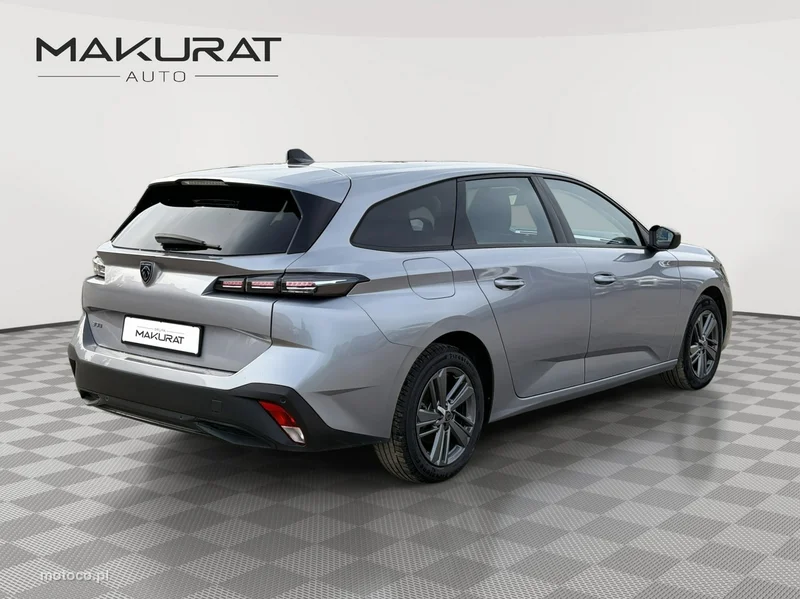 Peugeot 308 4