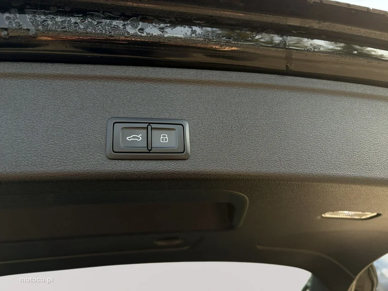 Audi A4 B9 27