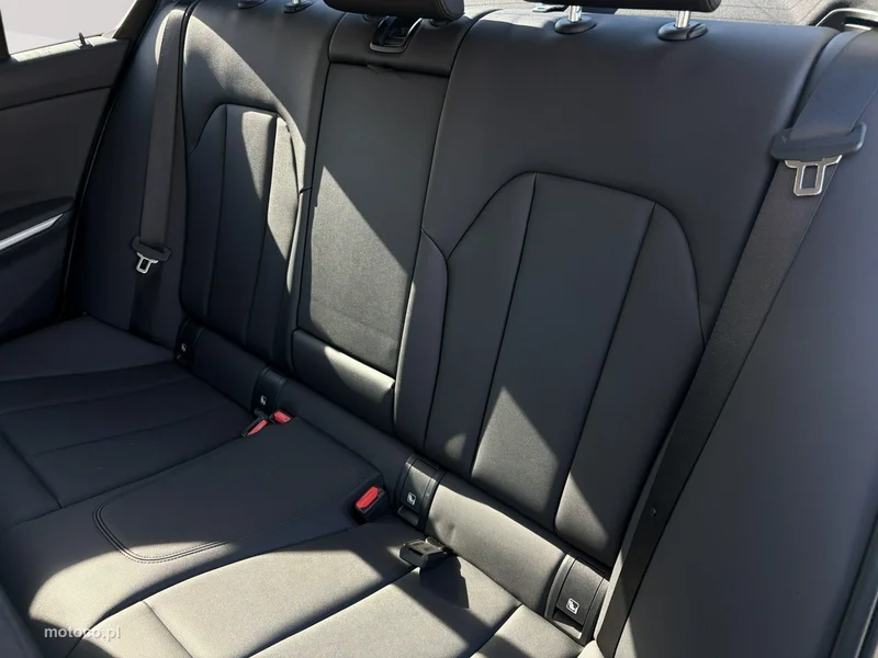 BMW Seria 3 G20 320 27