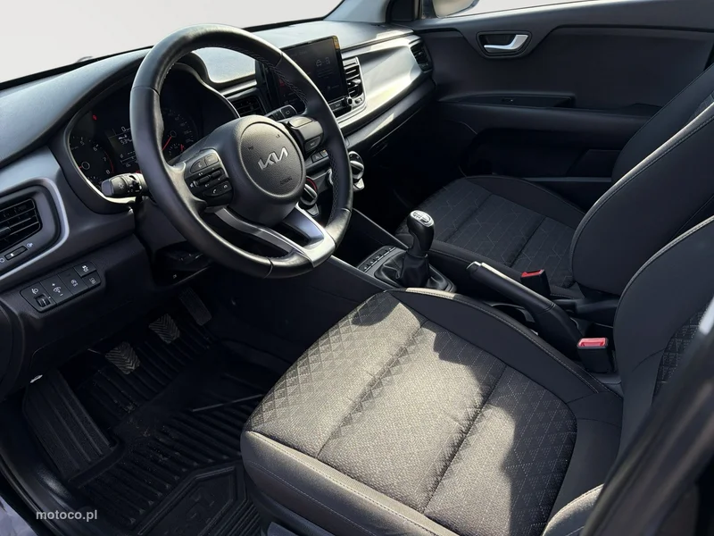 Kia Rio 7