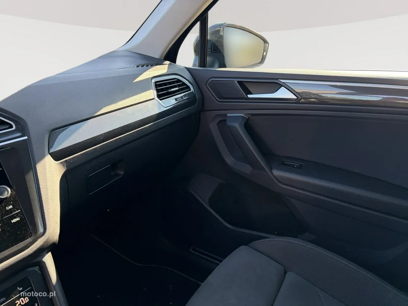 Volkswagen Tiguan AD 26