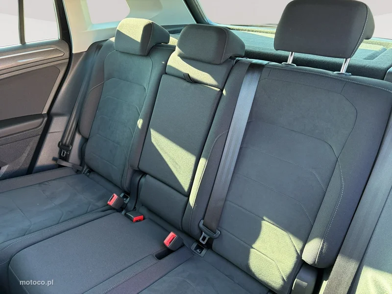 Volkswagen Tiguan AD 28