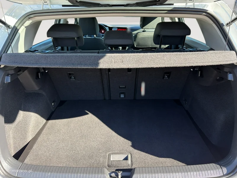 Volkswagen Golf VIII 26