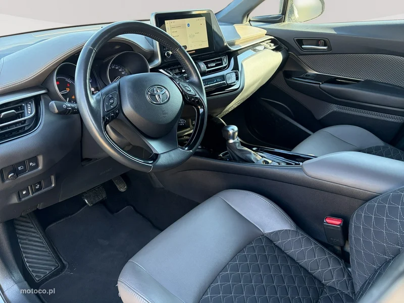 Toyota C-HR AX10 7