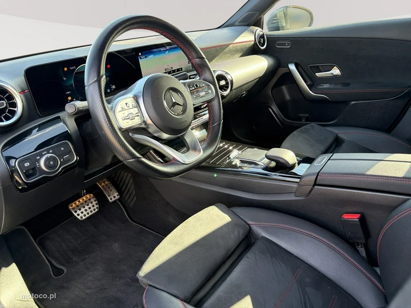 Mercedes-Benz Klasa A W177 A 200 7