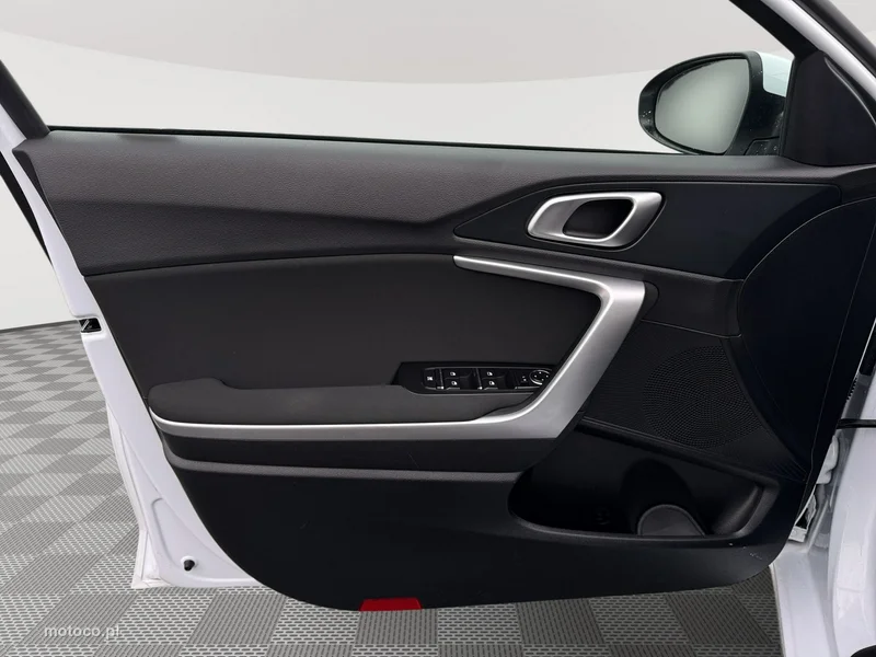 Kia Cee'd 10