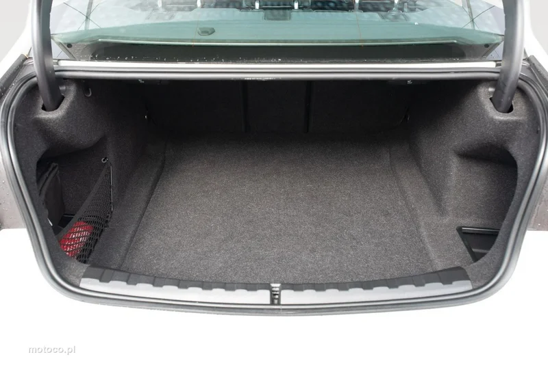 BMW Seria 3 G20 318 24