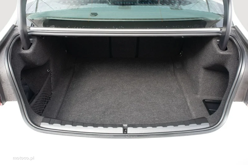 BMW Seria 3 G20 318 25