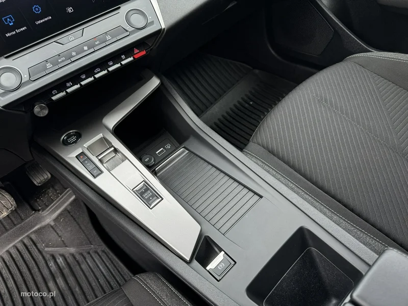 Peugeot 308 21