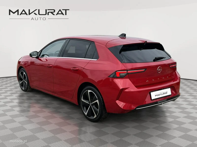 Opel Astra L 3