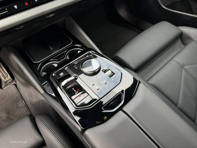 BMW Seria 5 G60 520 17