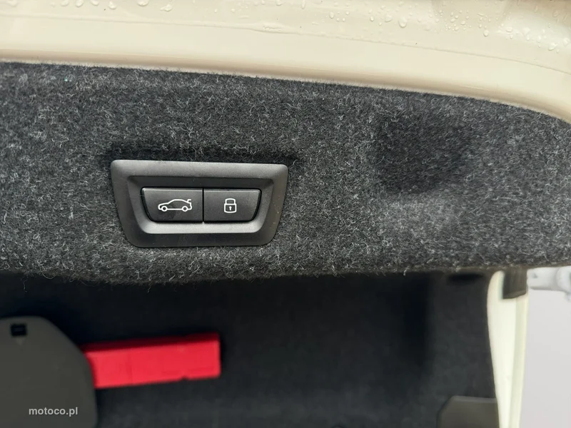 BMW Seria 5 G60 520 27