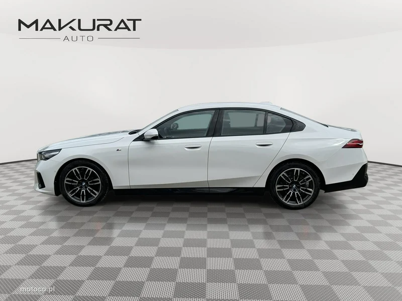 BMW Seria 5 G60 520 9