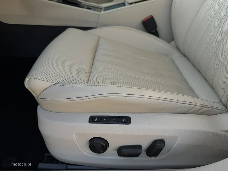 Skoda Superb III 12