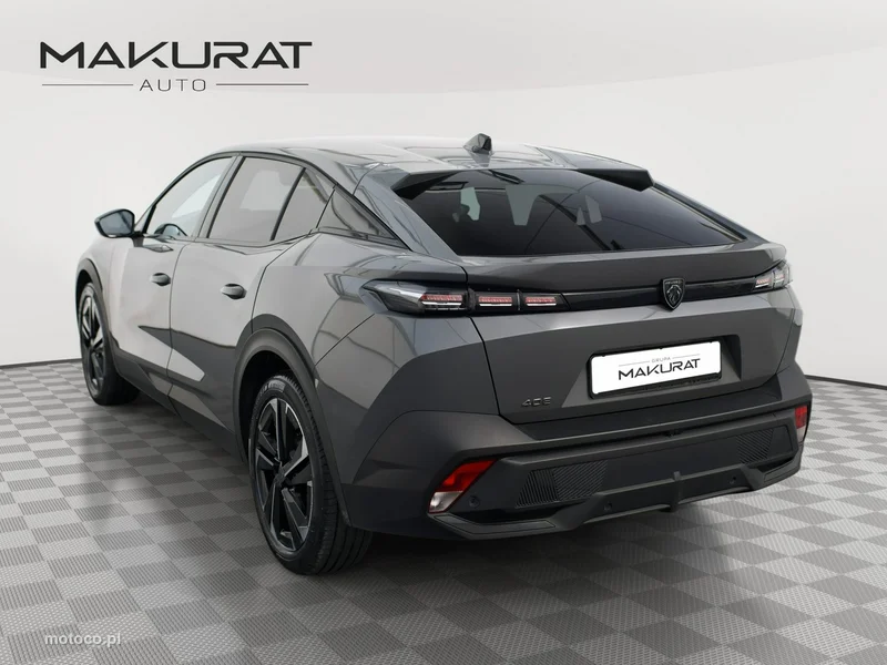 Peugeot 408 3