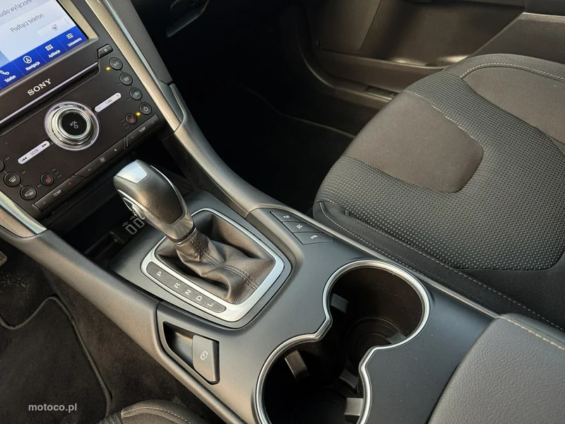 Ford Mondeo V 21