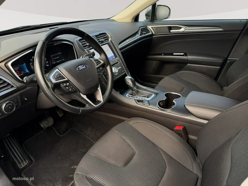 Ford Mondeo V 7