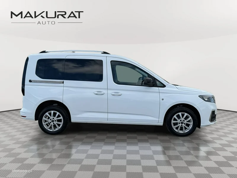Ford Tourneo Connect 8