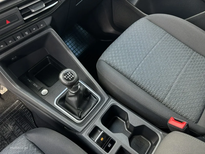Ford Tourneo Connect 17