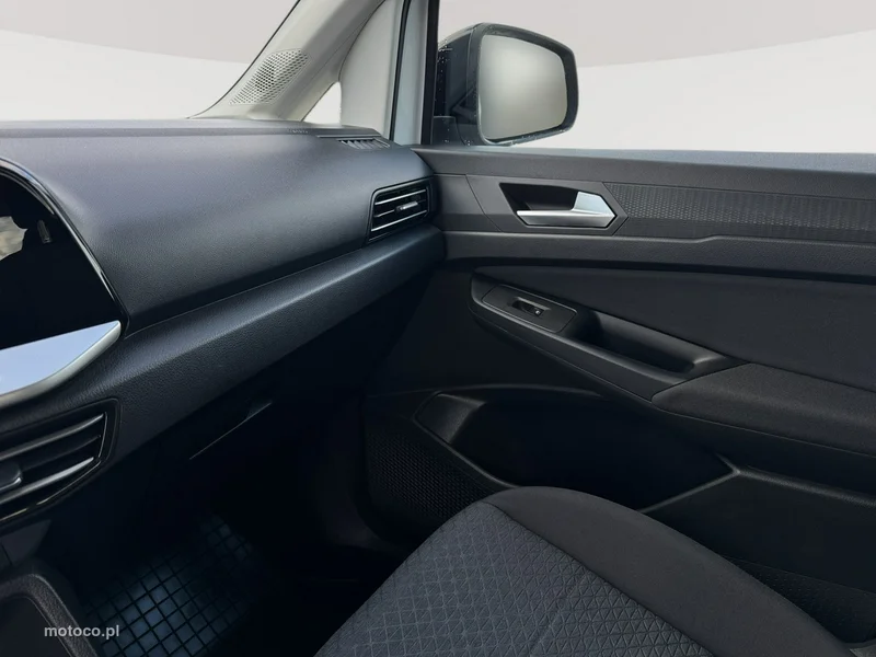 Ford Tourneo Connect 18