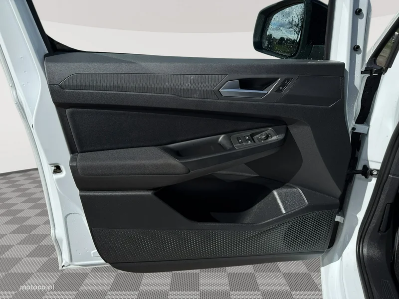 Ford Tourneo Connect 9