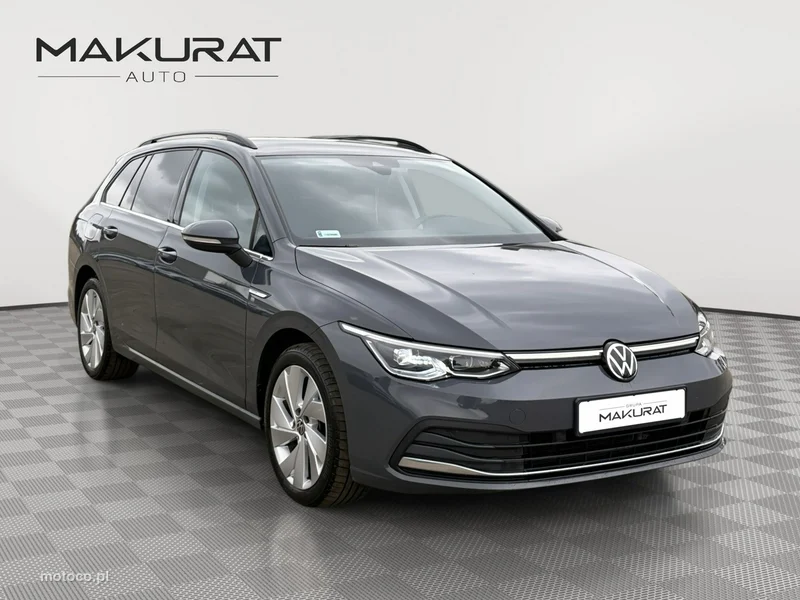 Volkswagen Golf VIII 2