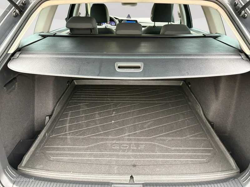 Volkswagen Golf VIII 24