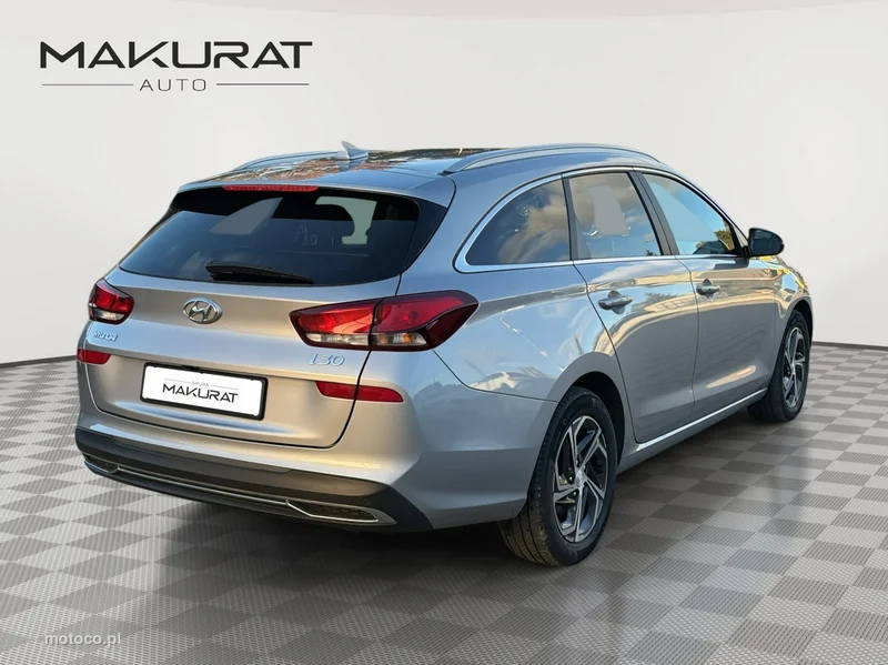 Hyundai i30 4