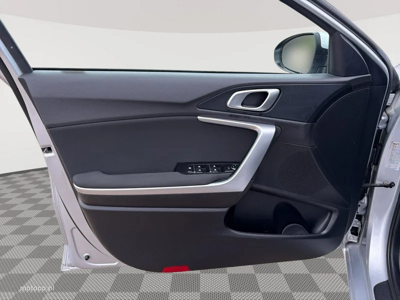 Kia Cee'd 10
