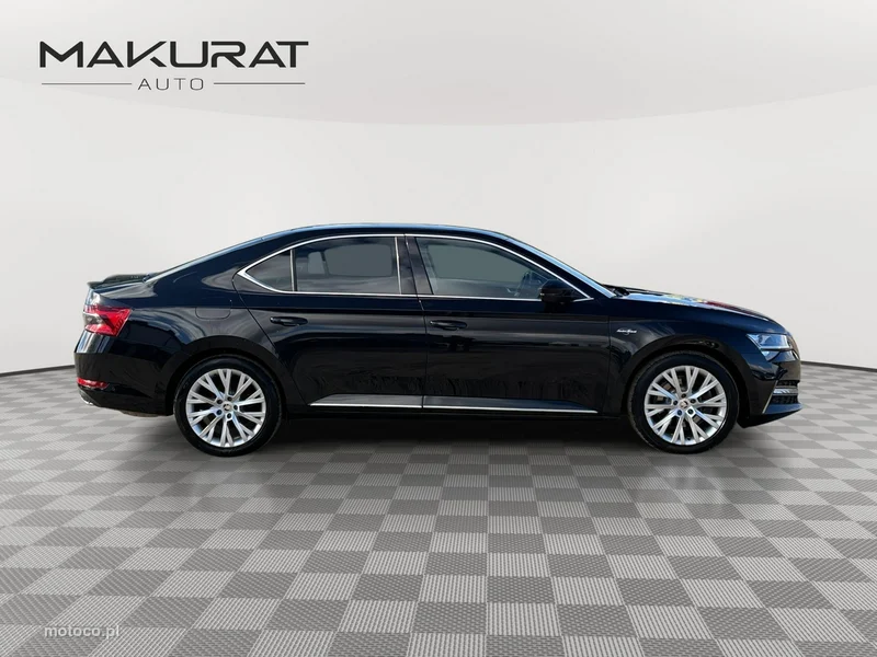Skoda Superb III 8