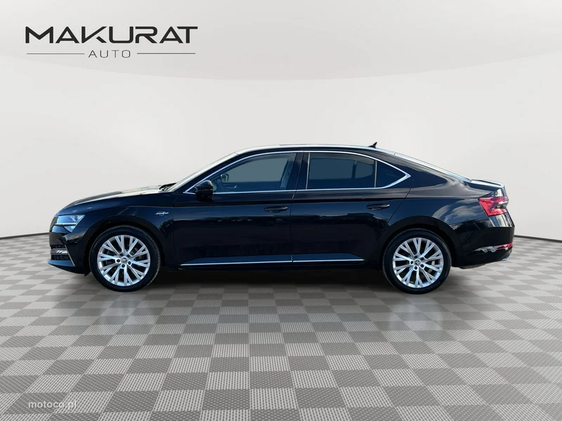 Skoda Superb III 9