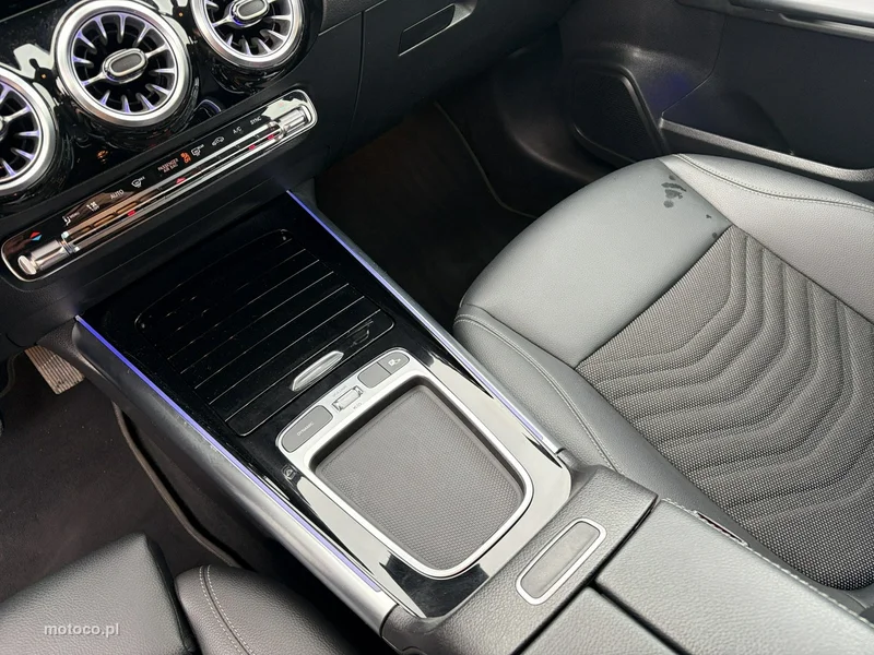 Mercedes-Benz Klasa B W247 B 200 23