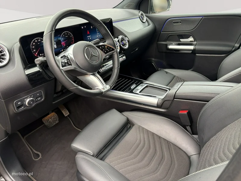 Mercedes-Benz Klasa B W247 B 200 7