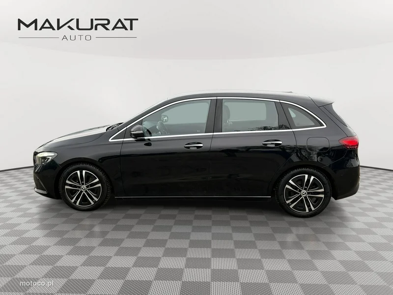 Mercedes-Benz Klasa B W247 B 200 9