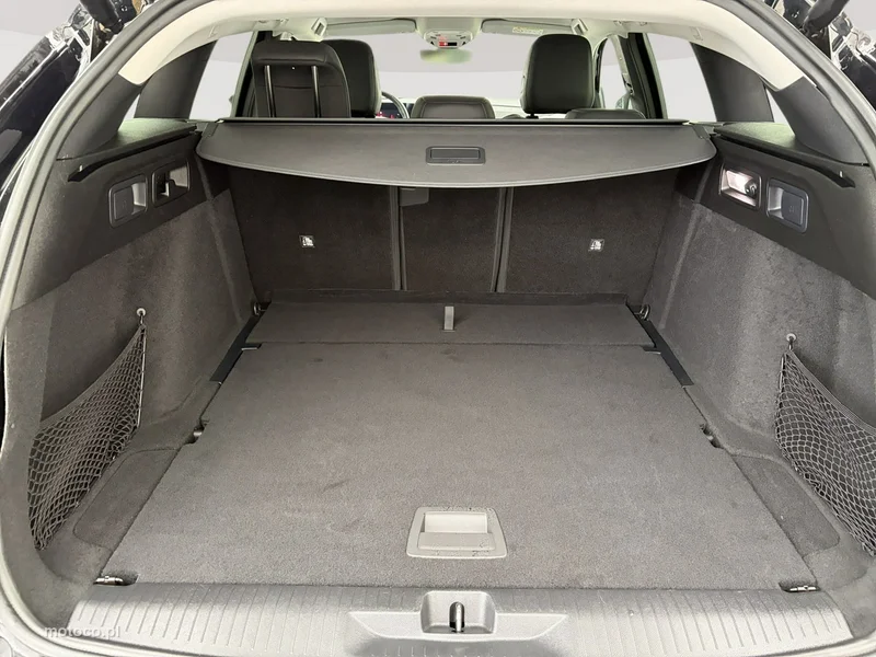 Opel Astra L 24