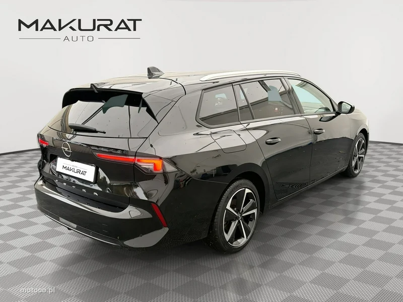 Opel Astra L 4