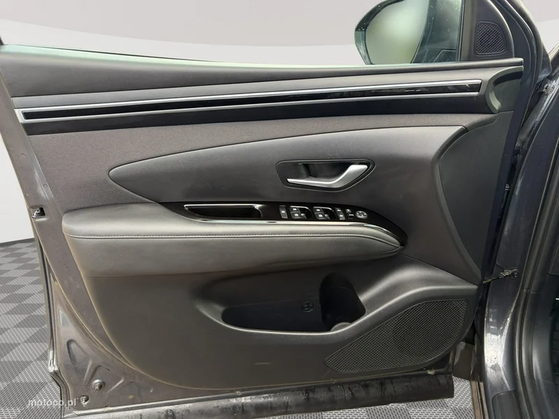 Hyundai TUCSON 10