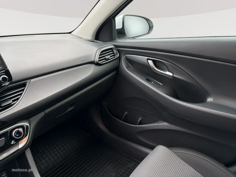 Hyundai i30 19