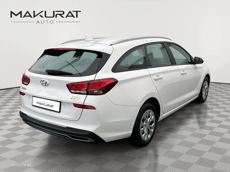 Hyundai i30 4