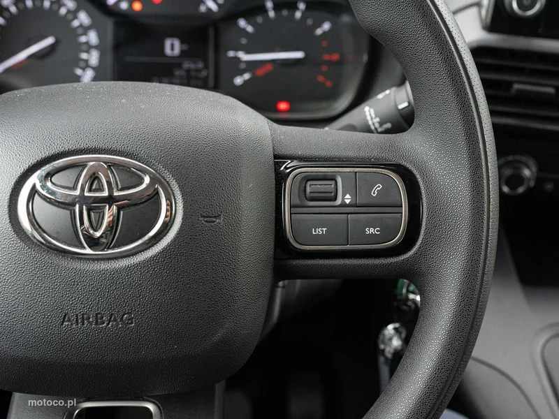 Toyota Proace City 14