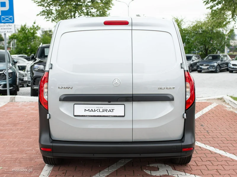 Mercedes-Benz Citan 8