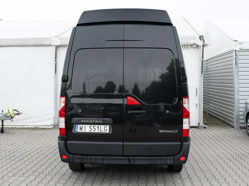 Renault Master 8