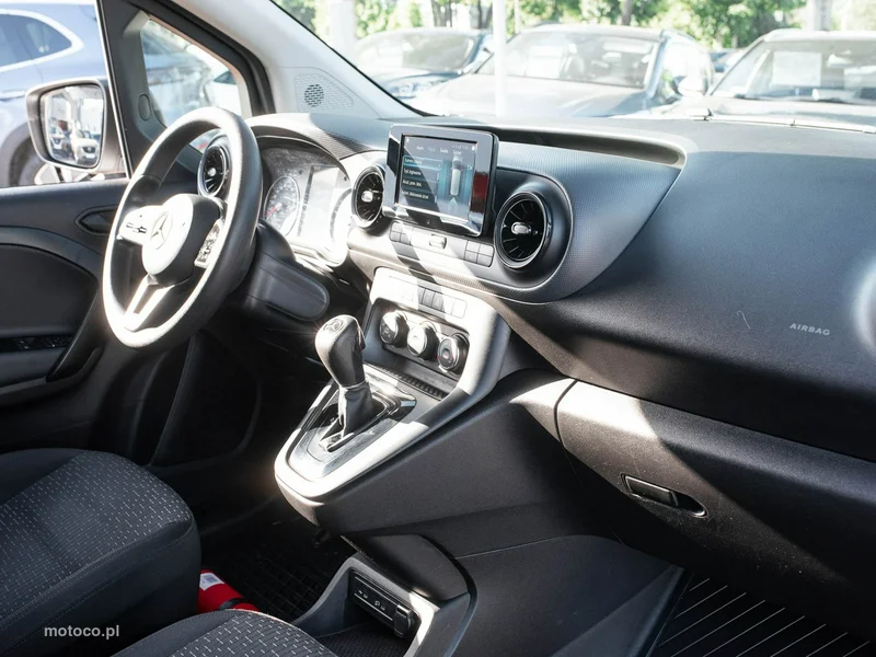 Mercedes-Benz Citan 28