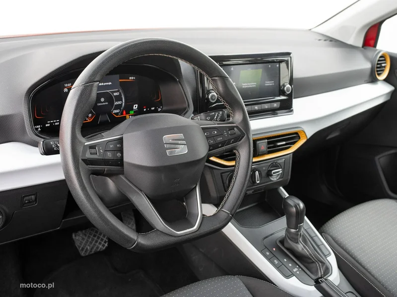 Seat Arona 6